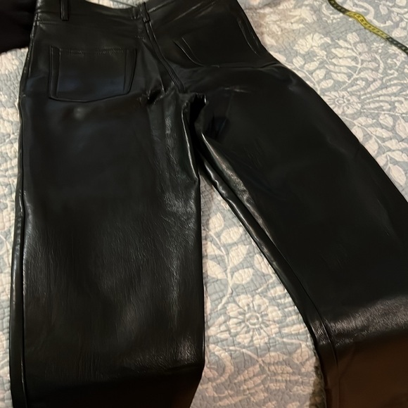 Aritzia Wilfred The Melina Pant Polyurethane size 0 worn twice Minimal wrinkles - Picture 7 of 11